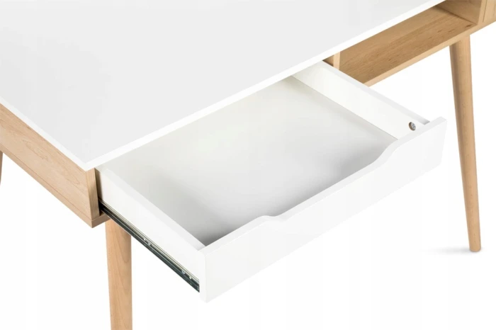 Biurko MEBLE LittleSky by H.Klupś Sofie 111 x 55 x 79 cm buk jasny